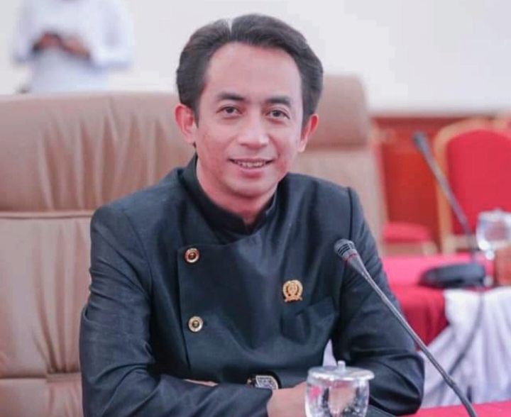 Rustam komisi II drpd Bontang