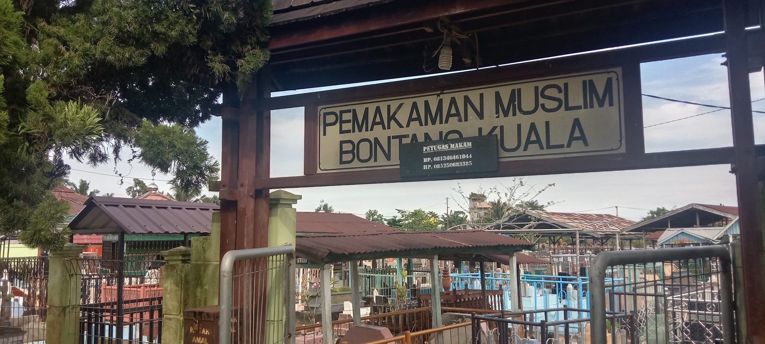 Pemakaman muslim Bontang Kuala