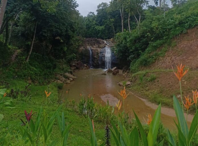 Air Terjun Berambai Destinasi Wisata Buatan Tak Jauh Dari Pusat Kota Samarinda 0256