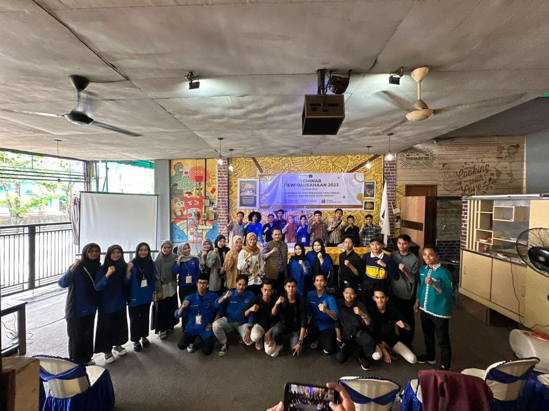 Nidya Listiyono jadi Narasumber pada kegiatan Himpunan Pelajar Mahasiswa Sebatik Samarinda (HIPMAS).