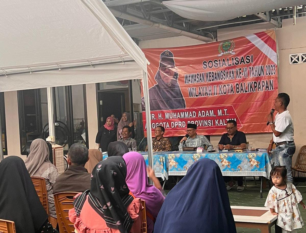 Anggota DPRD Kaltim Muhammad Adam melaksanakan sosialisasi wawasan kebangsaan ke-6 di wilayah II Kota Balikpapan. (Dok Putri Suryana)
