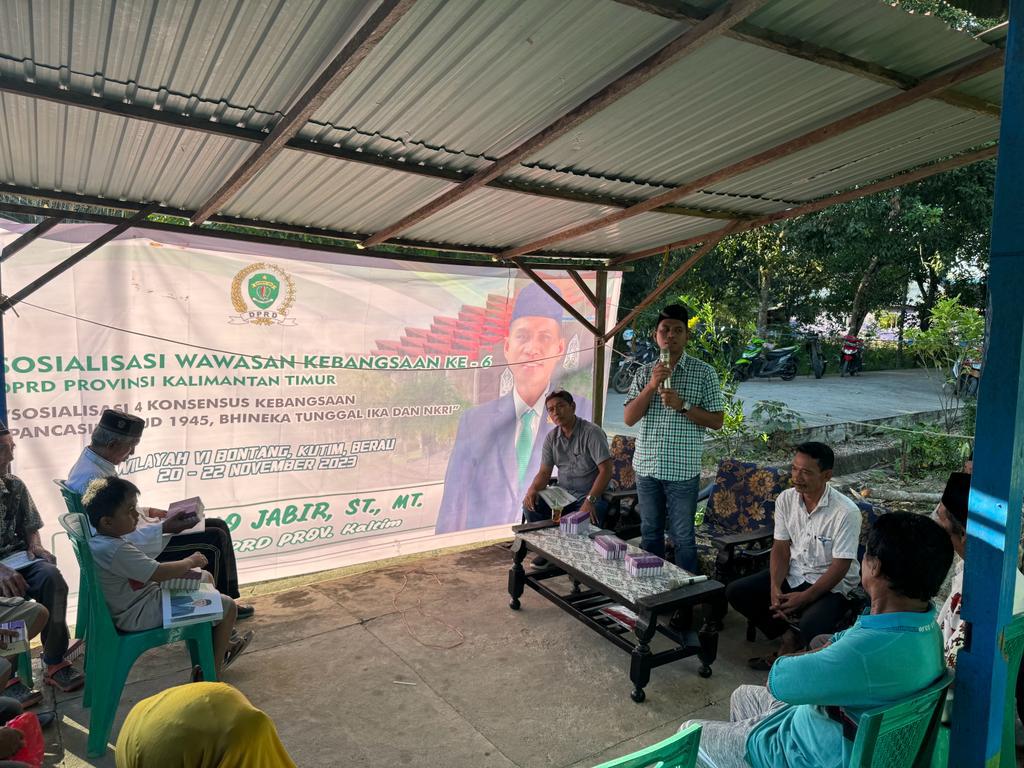 Anggota DPRD Kaltim Sutomo Jabir Sosialisasi Wawasan Kebangsaan di kampung Sei Bebanir Bangun, Kecamatan Sambaliung Kabupaten Berau. (Dok Rezky)