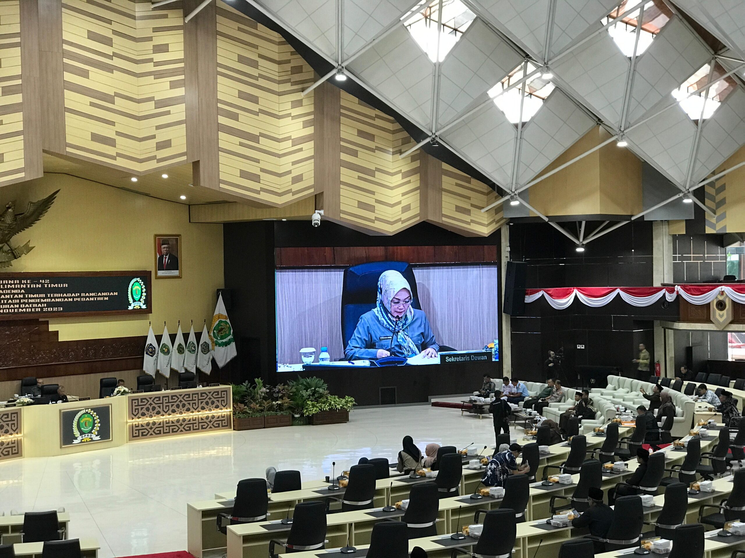 Rapat Paripurna DPRD Kaltim. (tqm)