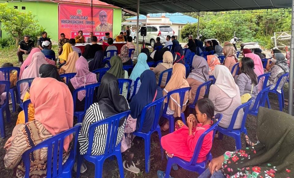 Muhammad Adam saat melaksanakan Sosialisasi Wawasan Kebangsaan di wilayah II Balikpapan. (Dok Putri Suryana)