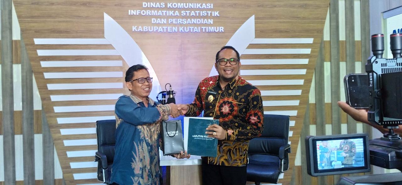 Podcast Pemkab Kutim Jadi Inovasi Baru untuk Informasi Berbasis Potensi dan Perkembangan Daerah
