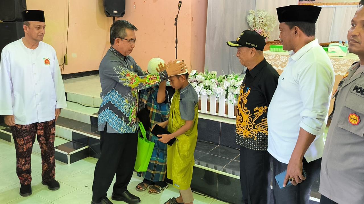 Kolaborasi Multipihak, 30 Anak Bengalon di Khitan Massal