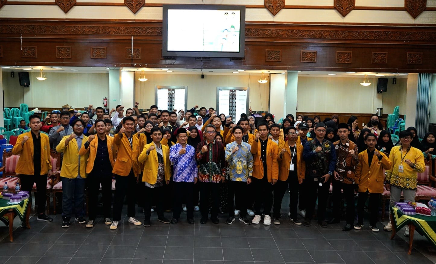 Bupati Kutim Ardiansyah Sulaiman saat menghadiri dan membuka secara resmi Musda ke-VII Ikatan Pelajar Muhammadiyah (IPM) Kutim. Foto : Nasruddin/Pro Kutim.
