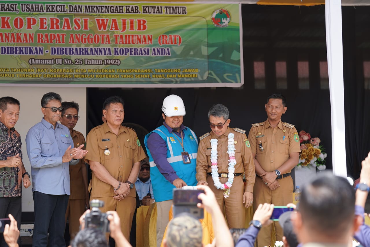 Kini Senyiur Nikmati Listrik 24 Jam 3
