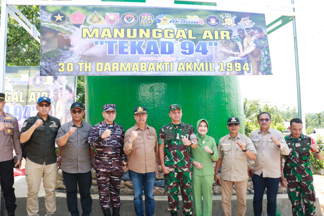 Program TNI Manunggal Air Bersih di Teluk Pandan 1