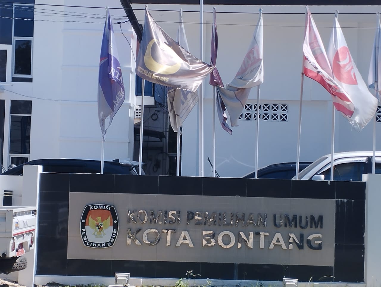 kantor KPU Bontang