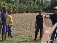 Tim Polresta Mamuju saat berkunjung kelokasi pertanian