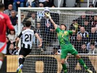 Newcastle Libas Manchester United 4-1, Naik ke Papan Atas Liga Inggris