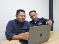 Ketua Panitia Musda SMSI Kaltim Jerin dan Ketua Tim Penjaringan Prio Fuji Mustopan.