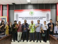 Sekretariat DPRD Provinsi Kaltim menerima kunjungan kerja dari DPRD Kabupaten Kutai Barat
