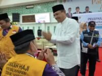 Seno Aji Lepas Kloter Pertama, 360 Jamaah Haji Balikpapan Diberangkatkan