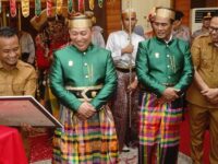 Kapolri dan Mentan Dapat Gelar Adat dari Bone, Ini Makna Mendalam di Baliknya!
