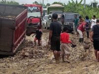 DPU Kukar Bangun Kembali Jalan Rusak Penghubung Kota Bangun–Kenohan Sepanjang 3,6 KM