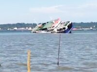 KM Mukhlisa Tenggelam di Teluk Balikpapan, Tim SAR Dikerahkan