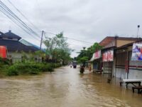 Banjir yang melanda Kecamatan Loa Janan Ilir, Samarinda.