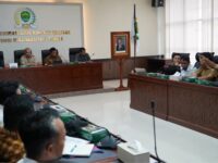 Komisi III DPRD Kaltim gelar RDP pada Senin (2/6). Bahas bencana longsor yang terjadi di KM 28 Desa Batuah.