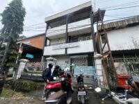 Kantor Lurah Karang Mumus.