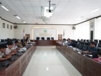 RDP Komisi I DPRD Kaltim, bahas sengketa lahan di Sungai Pinang. (Foto : Humas Sekretariat DPRD Kaltim)