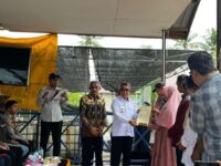 Bagi Sertifikat ke Warga Sidrap, Bupati Kutim: Ini Bukan karena Sengketa dengan Bontang