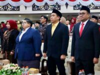 Ananda Emira Moeis dan M. Husni Fakhruddin hadiri pelantikan Ketua DPRD Kukar. Kamis (19/6) (Foto : Ist)