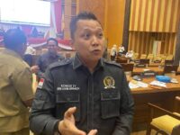 Ketika Warga Hanya Jadi Penonton, Deni Soroti Minimnya Sentuhan Sosial dalam Penataan Kawasan Kumuh Samarinda