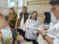 Satgas Pengendalian Harga Beras Kota Bontang sidak Pasar Taman Rawa Indah, Rabu, 22 Oktober 2025 (Dok: Labib/Expresi)