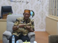 Kepala Desa Swarga Bara, Wahyuddin Usman