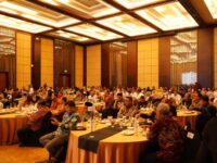 Bupati Kutim Ardiansyah Sulaiman dalam Rapat Koordinasi Pencegahan Korupsi Wilayah Kalimantan Timur 2025 yang berlangsung di Balikpapan. (dok : Ahm/expresi)
