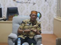 Kepala Desa Swarga Bara, Wahyuddin Usman