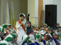 suasana kegiatan Hubbul Qur’an angkatan ke-13 TKIT Daarussalam di Gedung Wanita, Kompleks Perkantoran Bukit Pelangi.