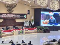 Ketua Fraksi PKB DPRD Kaltim, Damayanti, saat angkat bicara dalam rapat paripurna DPRD Kaltim, Jumat 21 November 2025 (dok: Wan/expresi)