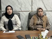 Ketua Fraksi Golkar DPRD Kutim, Asti Mazar (kiri) Anggota Fraksi Golkar DPRD Kutim, Hasna (kanan) (Dok: Tio/expresi)