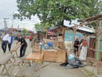 Proses penertiban pedagang di area Pelabuhan Loktuan (dok: Expresi)