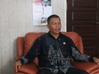 Kepala Bidang Pemberdayaan Usaha Mikro pada Dinas Koperasi dan UMKM Kutim, Pasombaran (dok : Dir/expresi)