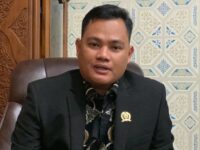 Ketua Fraksi PKS, Akbar Tanjung (dok : Ron/expresi)