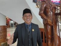 Ketua Fraksi Golkar, Kari Palimbong (dok : Ron/expresi)