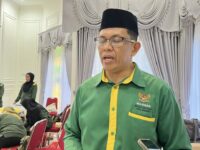 Ketua Baznas Kota Bontang, Kuba Siga saat wawancara di Pendopo Rujab Wali Kota, Senin, 29 Desember 2025. (Dok: Labib/Expresi)