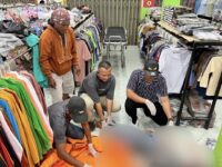 Proses evakuasi korban pembunuhan di Muara Wahau (dok: Polres Kutim)