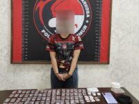 Tersangka kasus penyalahgunaan narkotika diamankan Satresnarkoba Polres Kutim, dengan barang bukti 137 bungkus narkotika di wilayah Kecamatan Kongbeng.(Dok: Istimewa)