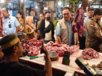 Tim gabungan sidak pasar di Balikpapan (dok: Expresi)