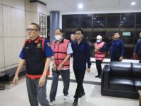 Kejati Kaltim tahan dua tersangka dugaan korupsi tambang (dok: Kejatikaltim)