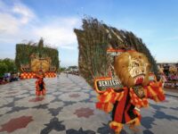 Pertunjukan Reog Ponorogo meriahkan kawasan Bendungan Sepaku Semoi (dok: OIKN)
