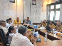 Rapat persiapan kontingen Kutai Timur untuk Porprov VIII Kaltim digelar di Sangatta, dipimpin Wakil Bupati Mahyunadi bersama Dispora dan KONI.(Dok: Tio/expresi)