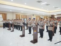 Polda Kaltim lakukan penyegaran besar di jajaran pimpinan melalui serah terima jabatan (sertijab) 7 pejabat utama (PJU) dan 5 kepala kepolisian resor (Kapolres) (dok: expresi)